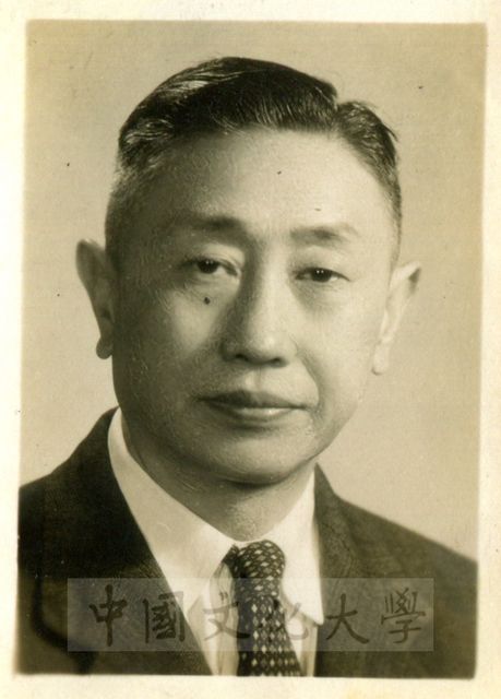 國防研究院第一期研究員王冠青先生的圖片